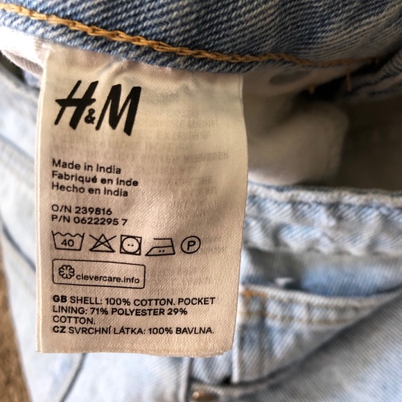 High waisted H&M Denim skirt with raw hem - Picture 6 of 9